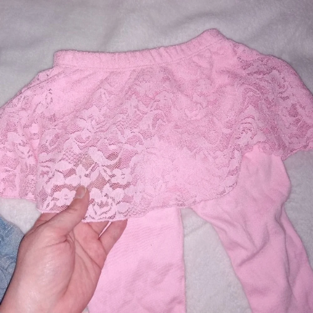 Baby Girl 9-12 Months Crochet Lace Outfit With Lace Skirt Leggings EUC Beautiful